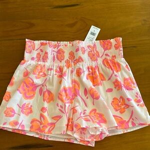 Vineyard Vines Pink and Orange Floral Women Shorts